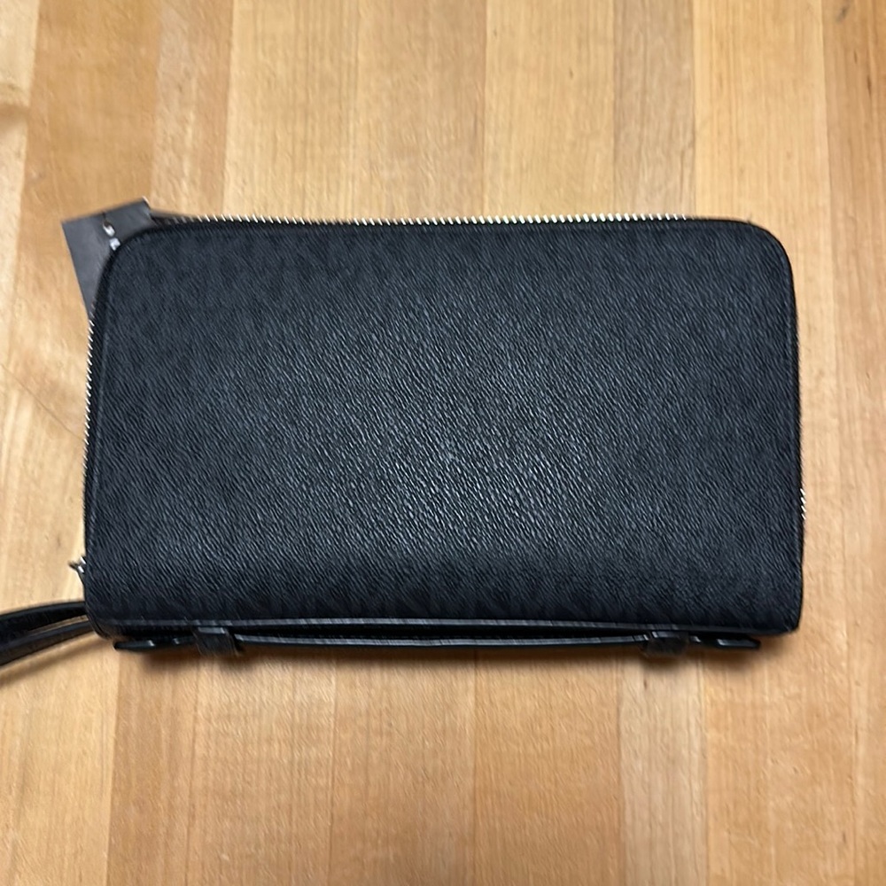 Michael Kors Money Bag Wallet